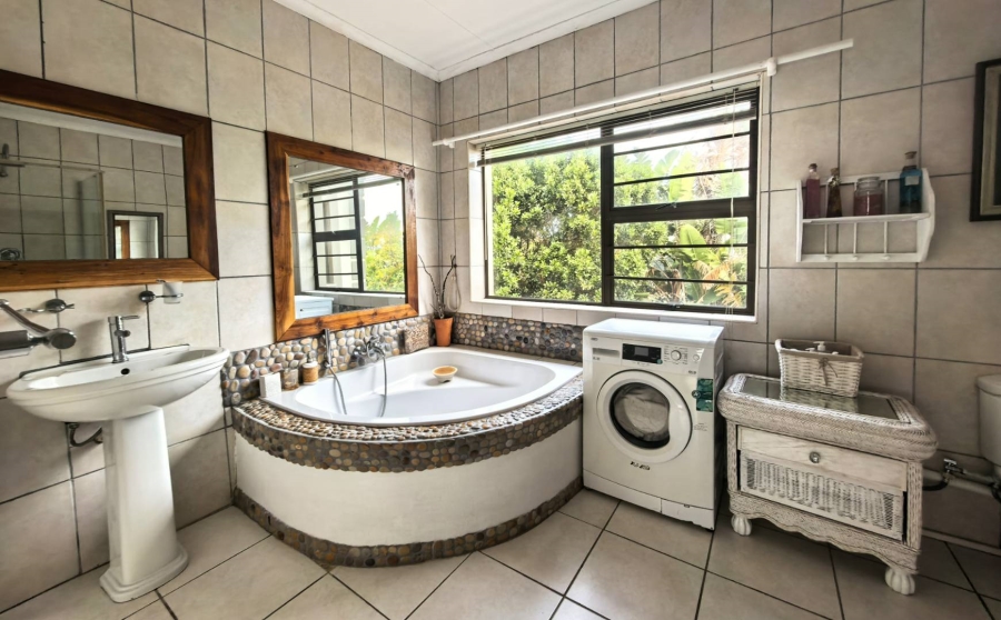 4 Bedroom Property for Sale in Wilderness Western Cape